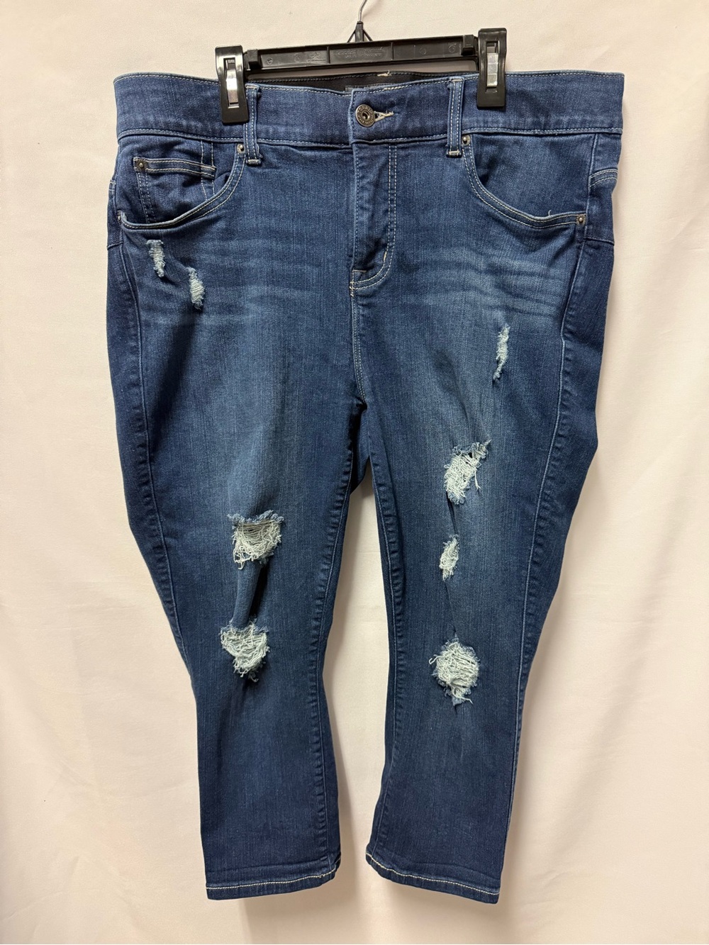 Torrid Premium Distressed Cropped Women's Jeans
